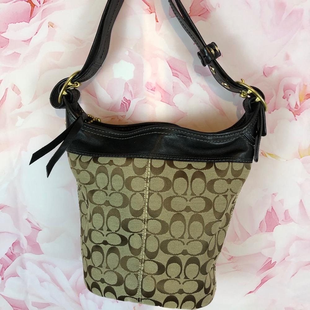 Coach Handbag - Picture 6 of 7
